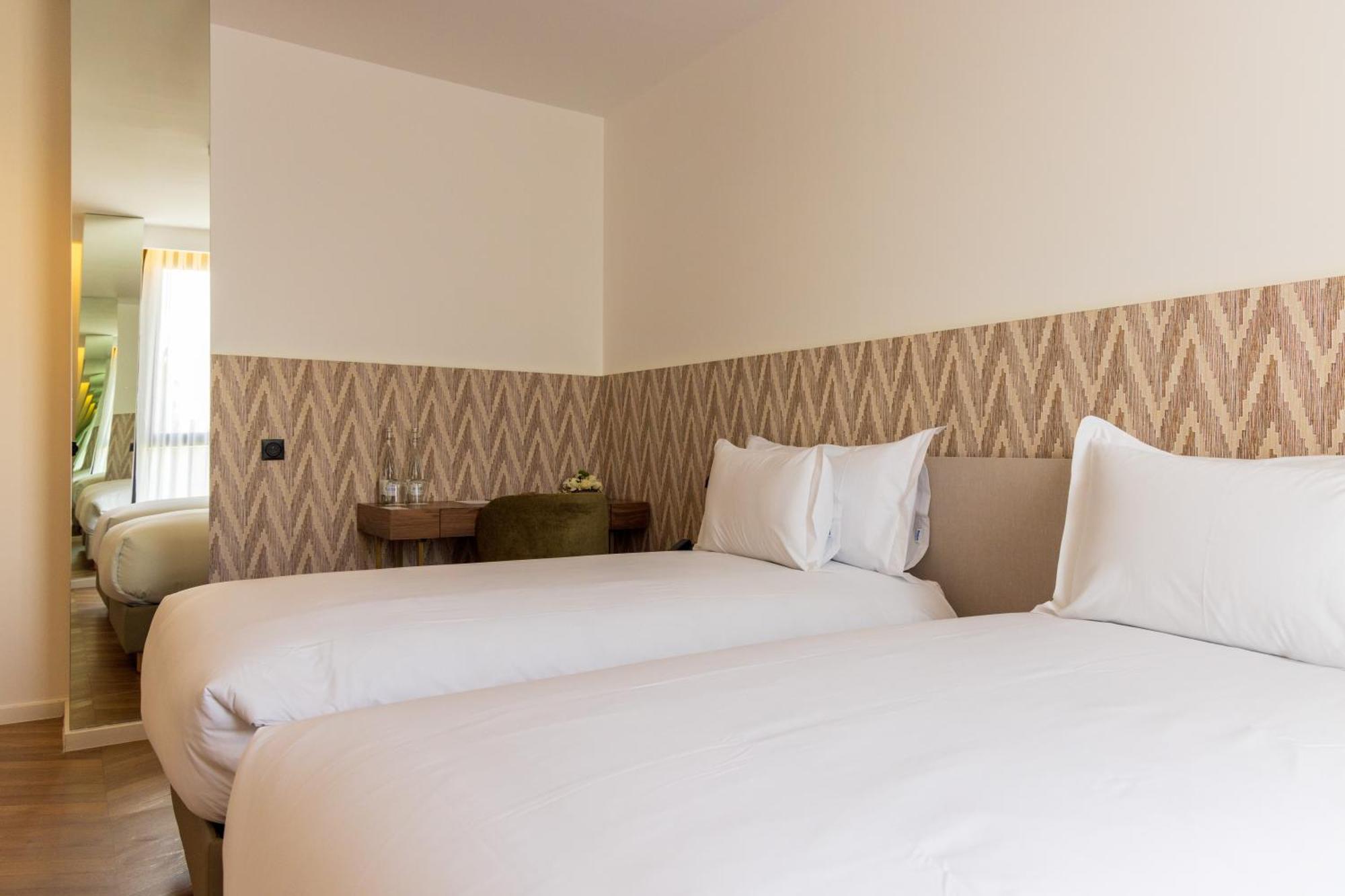 Diagonal Hotel 丹吉尔 外观 照片