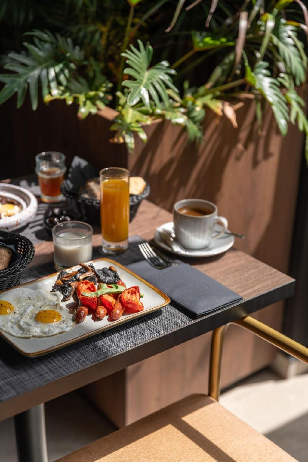 Diagonal Hotel 丹吉尔 外观 照片